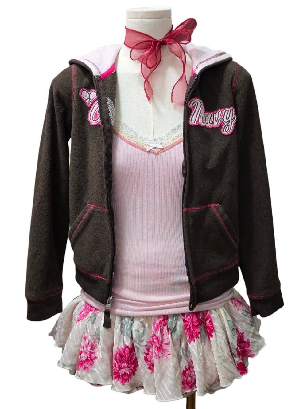 Y2K Old Navy brown & pink vintage zip up hoodie #kawaii #coquette - Picture 3 of 6